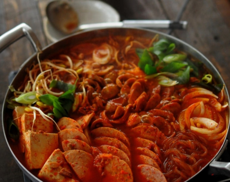 부대마을부대찌개 이미지