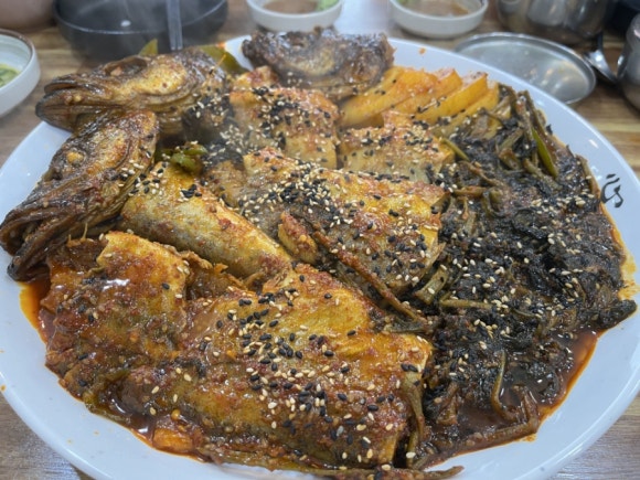 진사댁 명태덕장 이미지