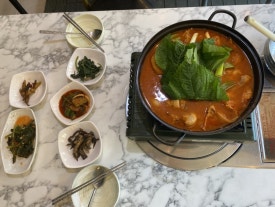 시골집닭한마리 이미지