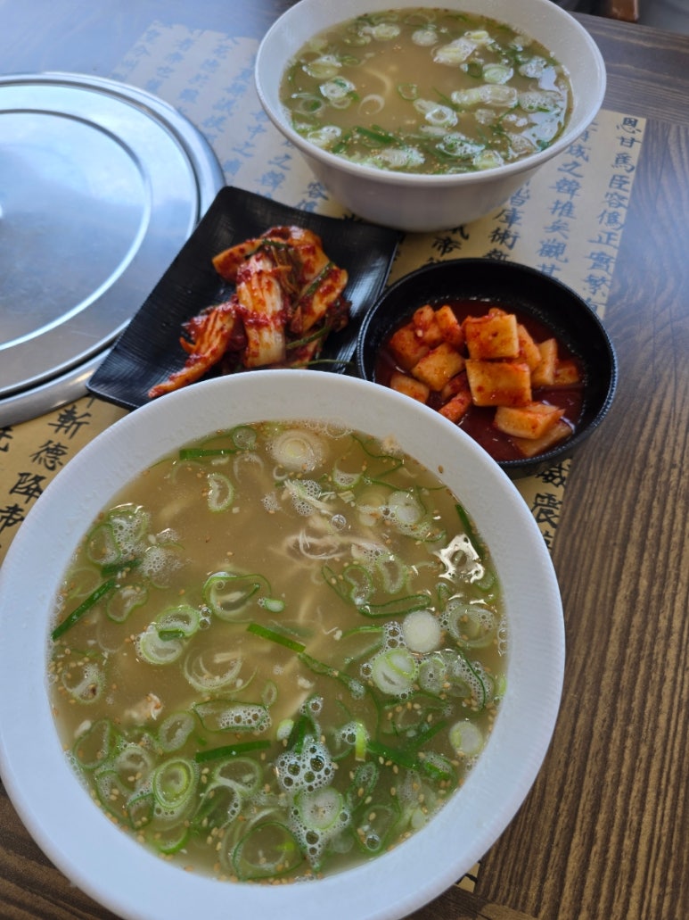 천하닭칼국수 이미지