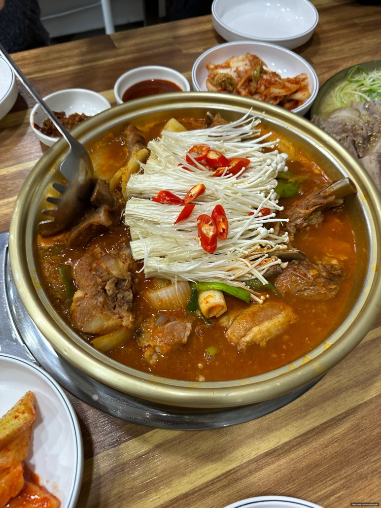 행복한칼국수 이미지
