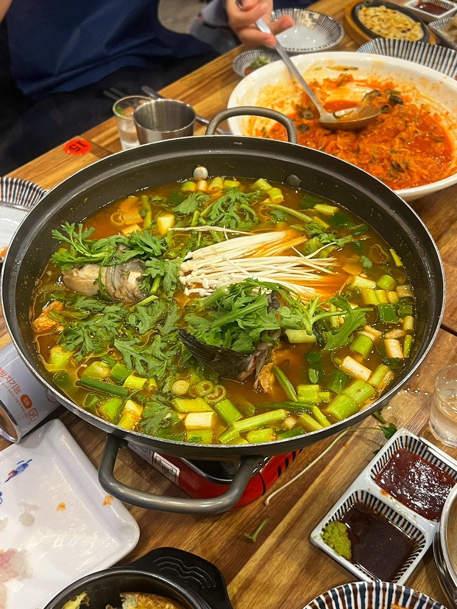 팔팔활어회팔팔물회 이미지