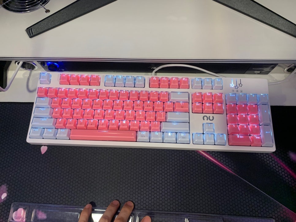 레드포스PC아레나 연신내점 이미지