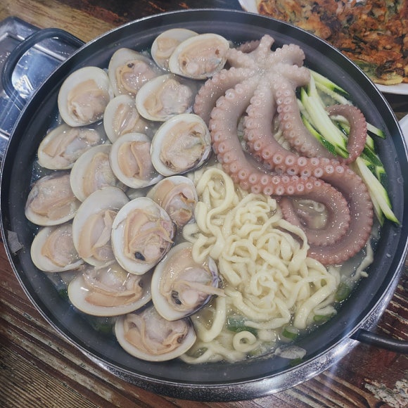 왔다칼국수 이미지