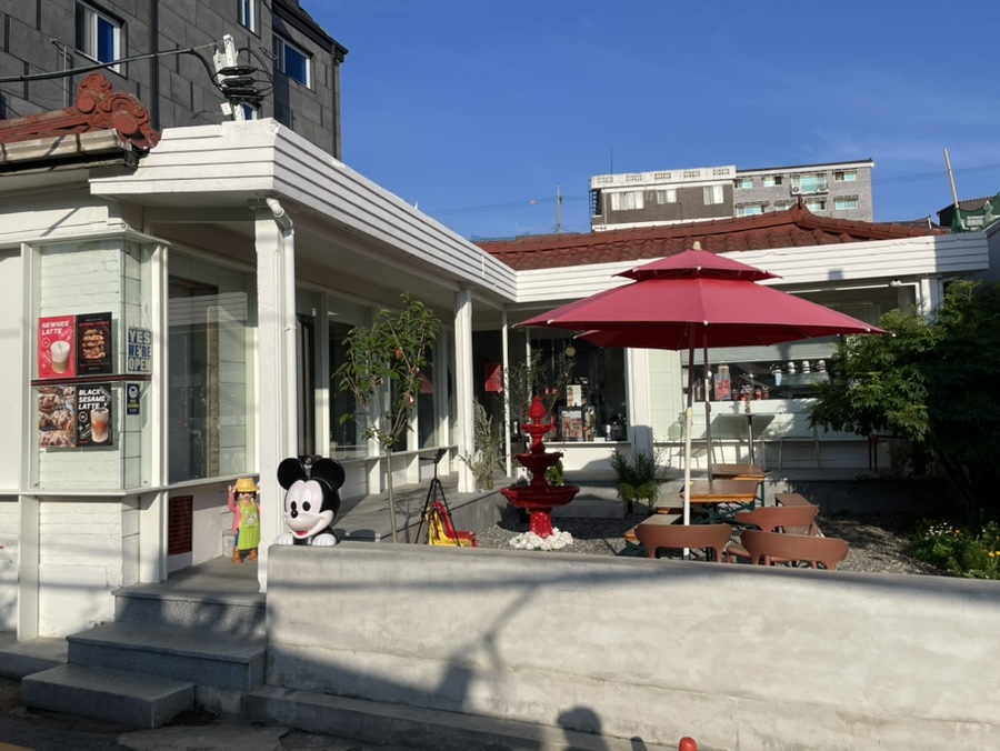 뉴니(NEWNEE) 이미지