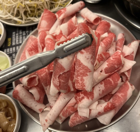 돌쇠 솥뚜껑 이미지