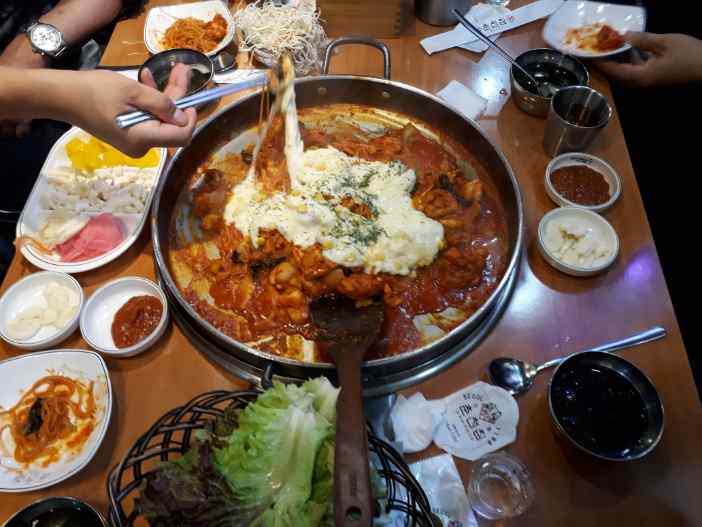 춘천닭갈비공장 이미지