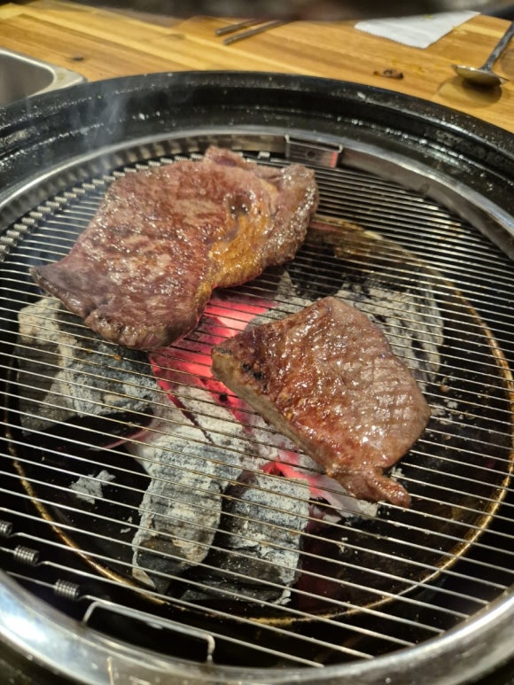 돼지가왔소 이미지