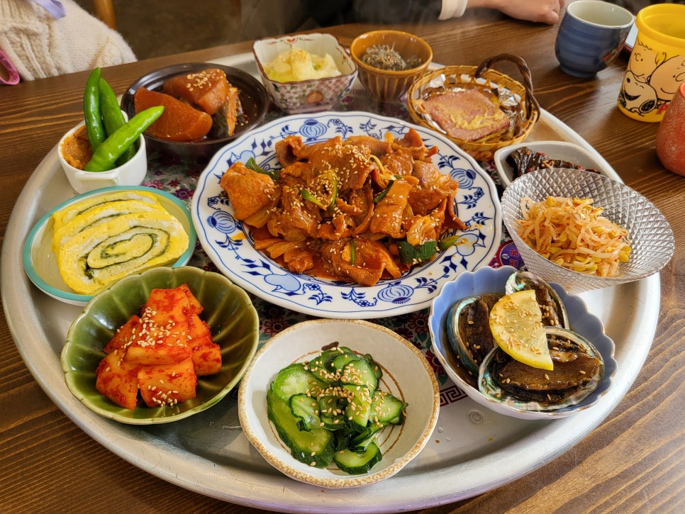 제육한상 이미지