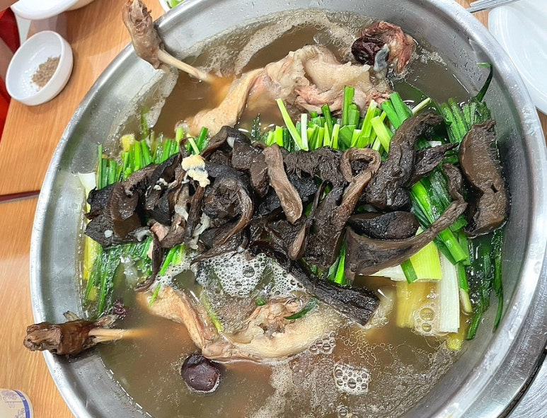 성석능이백숙 이미지