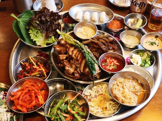완미족발논현 이미지