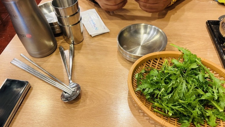 두레정얼큰한칼국수 이미지