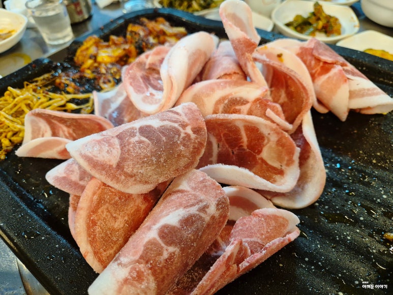 흑돼지생막꾸어 이미지