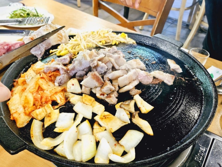 재복이네 삼겹살 이미지