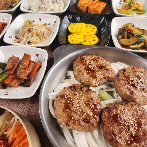한옥마을전주비빔밥 이미지
