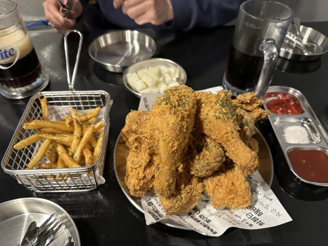 오태식해바라기치킨 길동점 이미지
