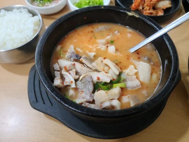 고여사 순대국 이미지