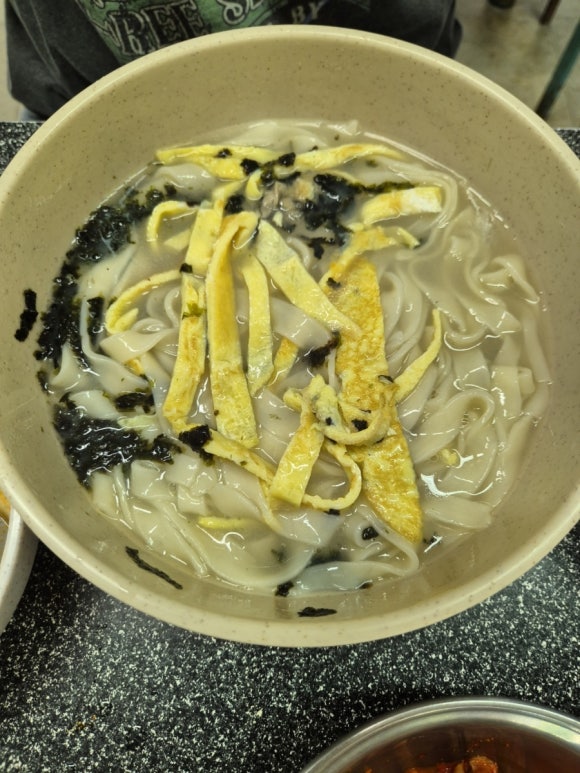 맛집손칼국수 이미지