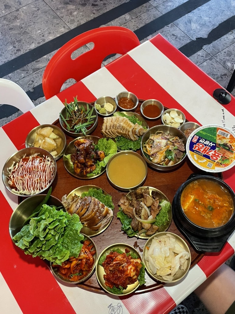 옴그족발군산 이미지