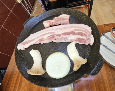 거북이생고기식당 이미지