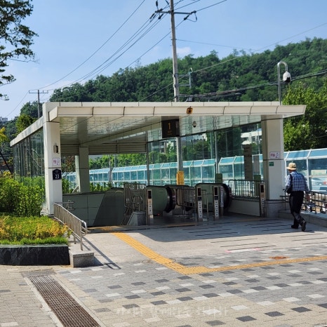 관악산 계곡 캠핑장 이미지