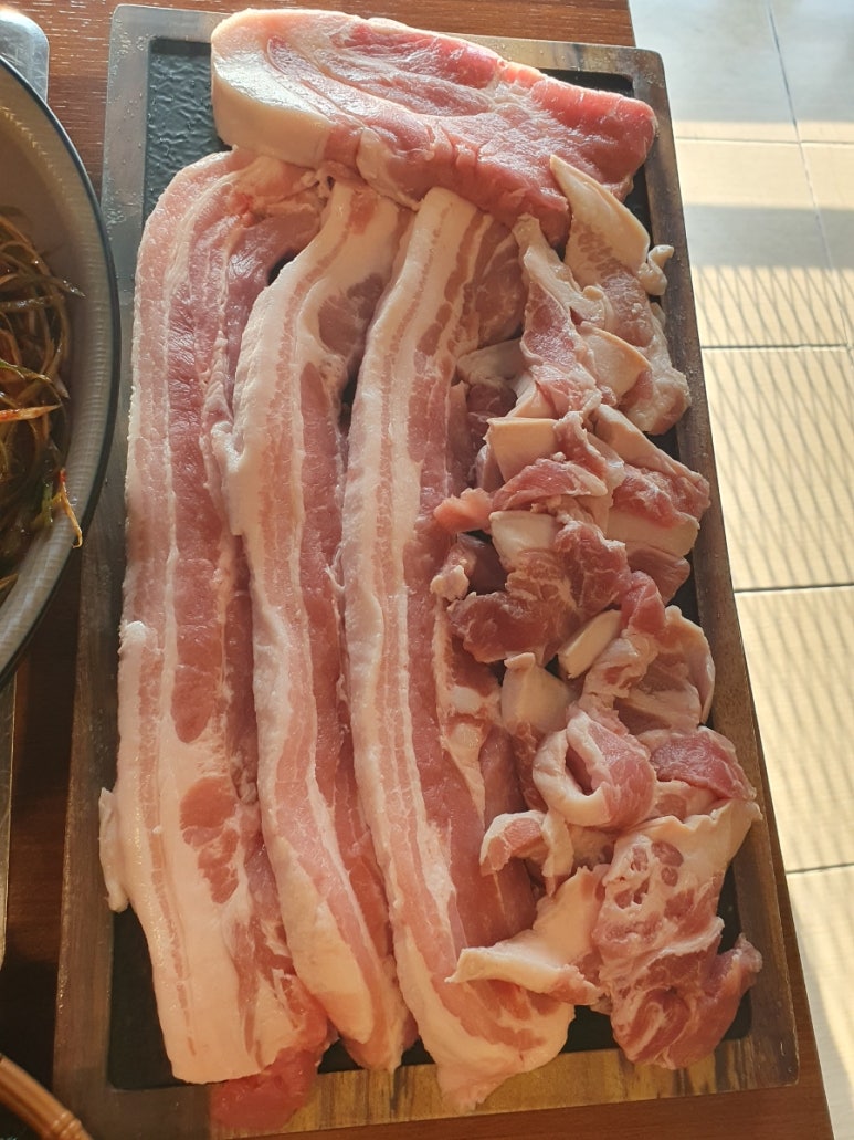 힘쎈소한마리 이미지