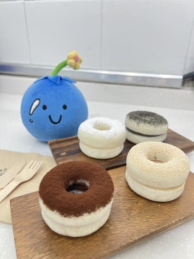 푸른열매달 이미지