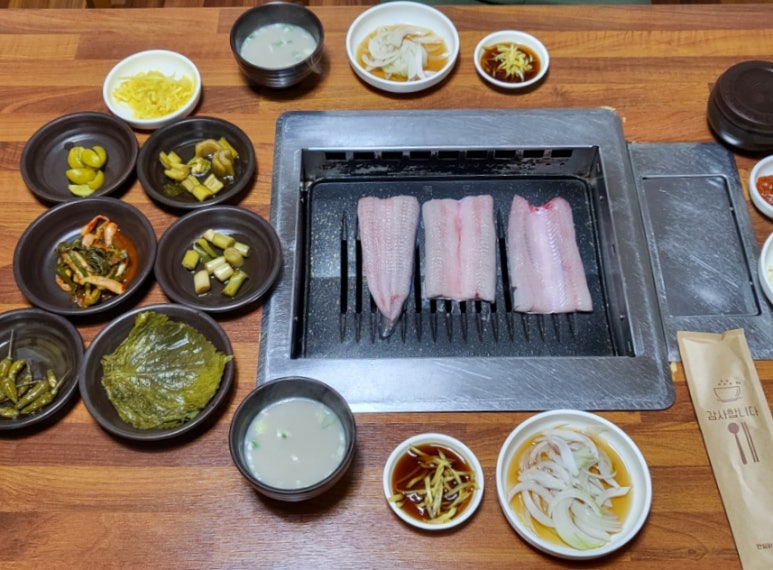 하동팔팔민물장어 이미지