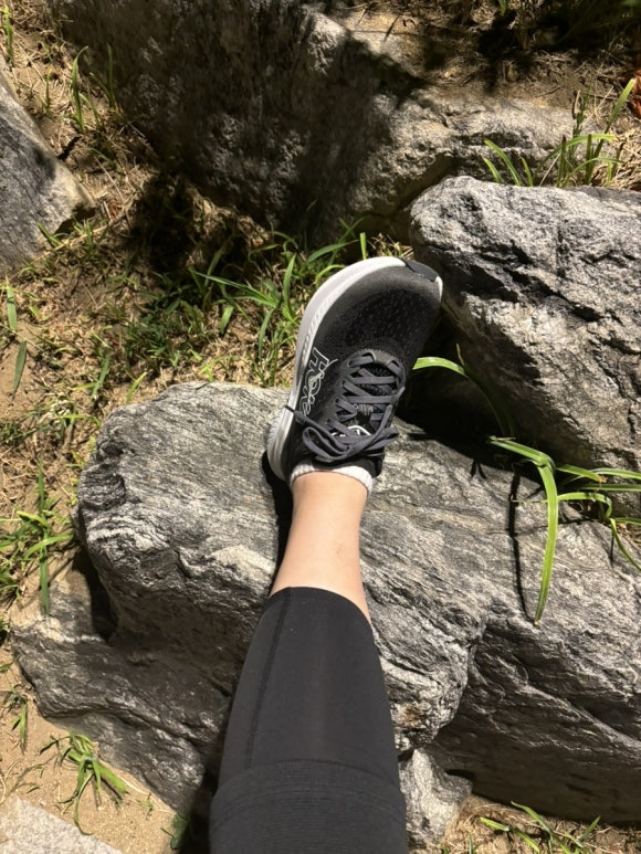 새로산운동화 이미지