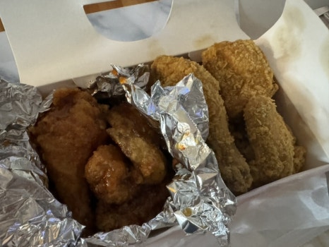 큰통치킨 이미지
