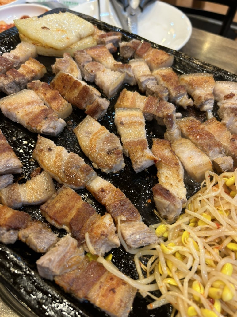 솔잎솔제주흑돈 이미지