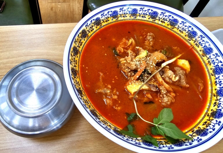 칼뽕 이미지