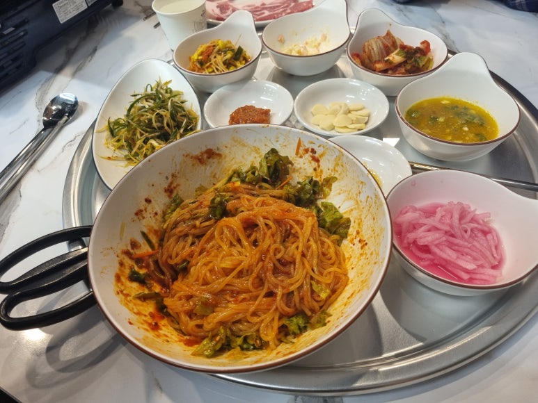 나는돼지띠 너는삼겹 이미지