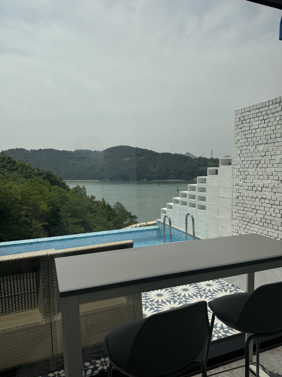 48시간 풀빌라 이미지