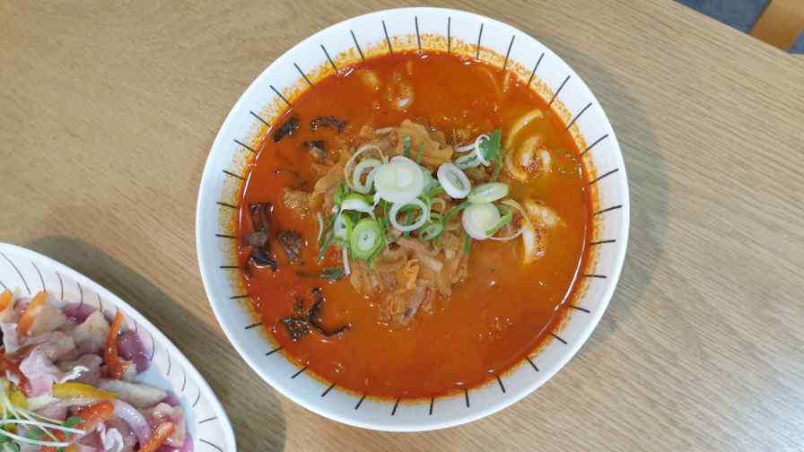 명품짜장 이미지