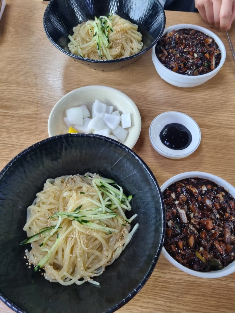 옛날왕짜장 이미지