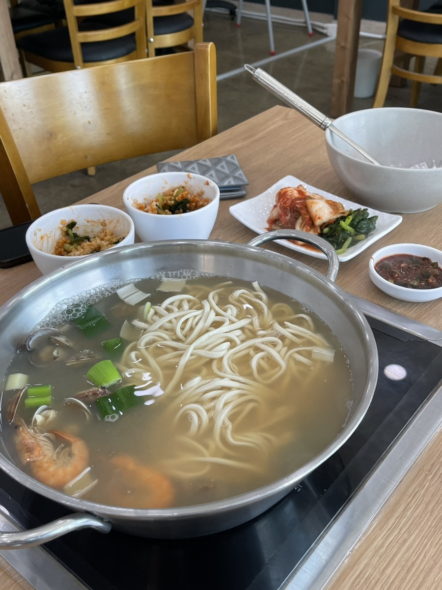 고창바지락칼국수 이미지