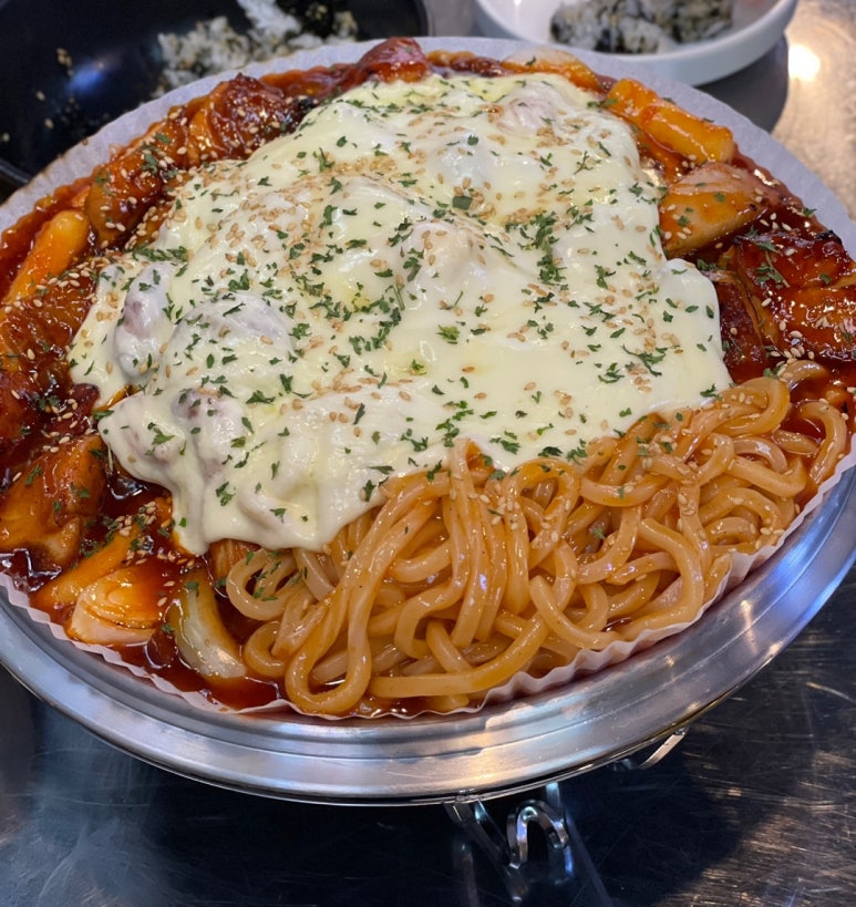 훌랄라참숯치킨 광주금호점 이미지