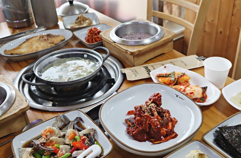 깊은솥칼국수 이미지