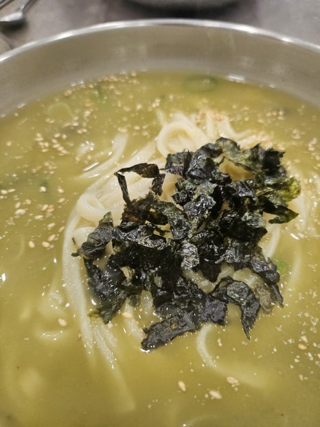 돌담칼국수 이미지