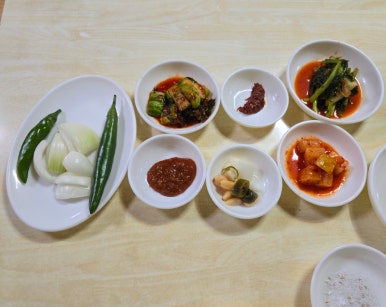 동묘흑염소삼계탕 이미지