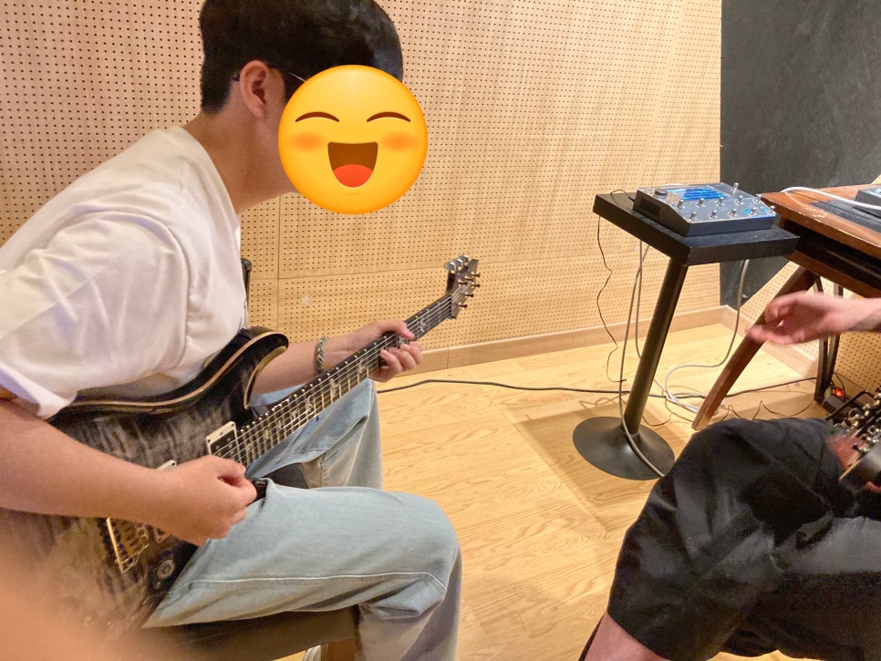 플레이기타 이미지