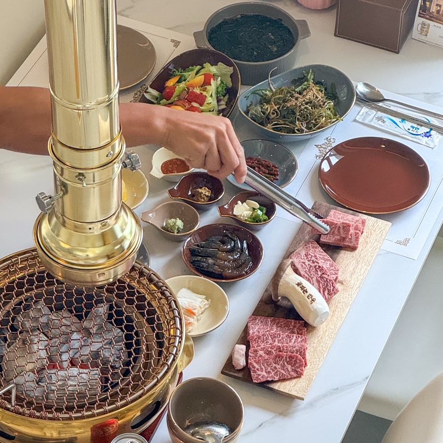 꽃피는한우 이미지