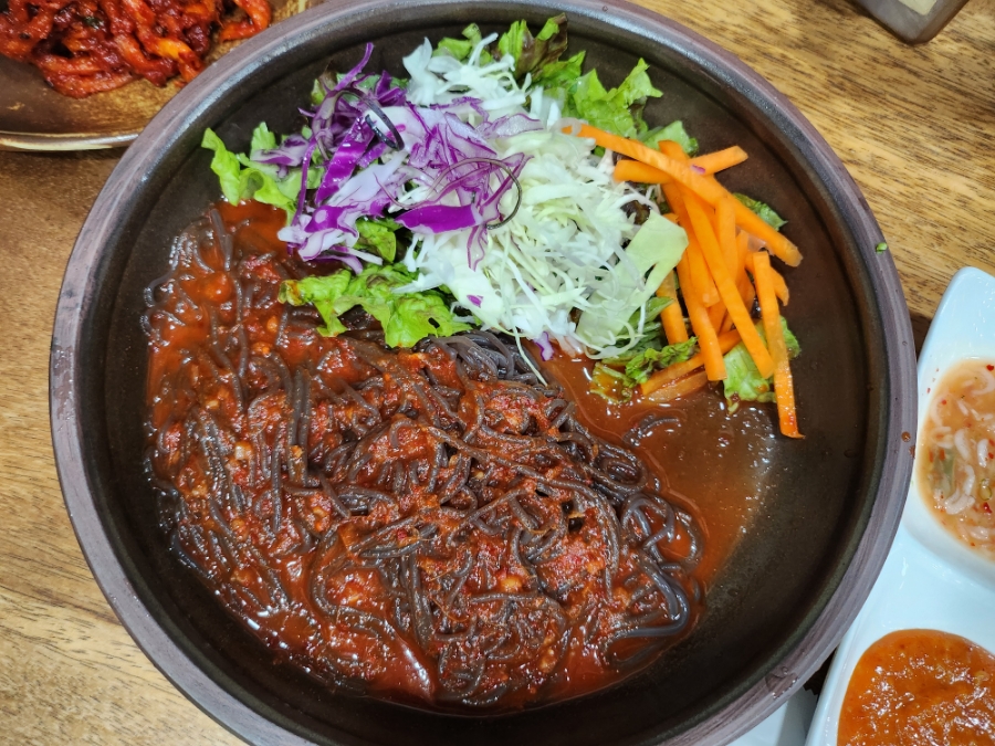 으뜸왕족발 이미지