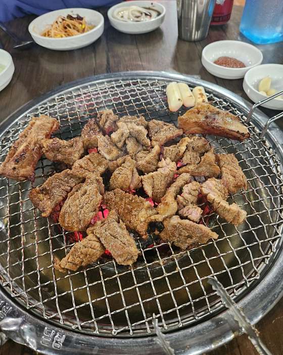 황돈참숯갈비 이미지