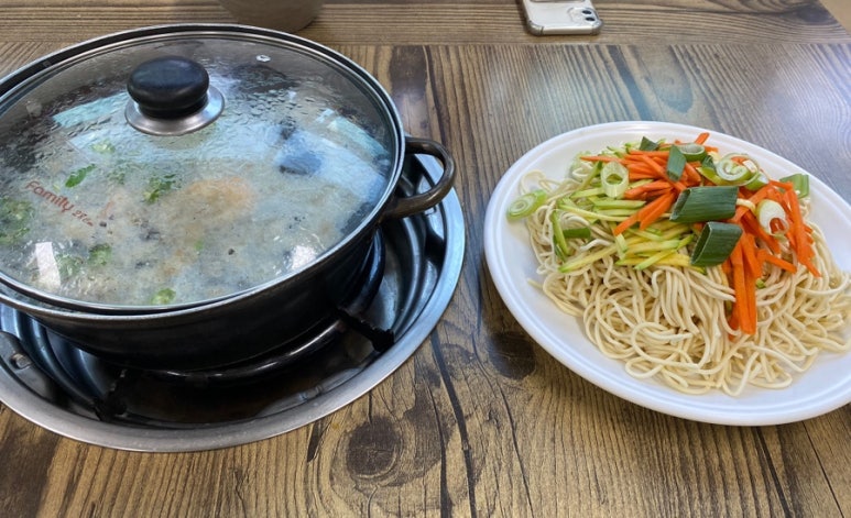 즉석해물손칼국수 이미지