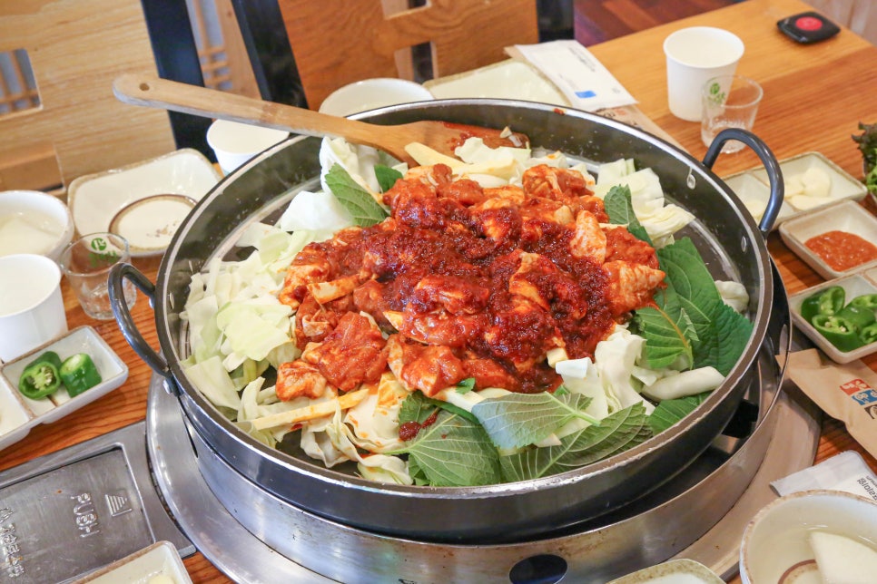 춘천명물닭갈비 이미지