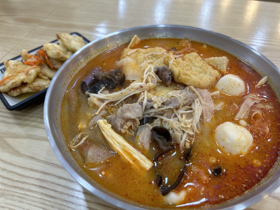 꿔바로우주는마라탕 이미지