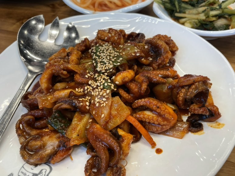 파랑새쭈꾸미와털레기 이미지