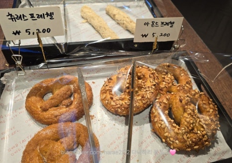 커피맛을조금아는남자더피크 이미지